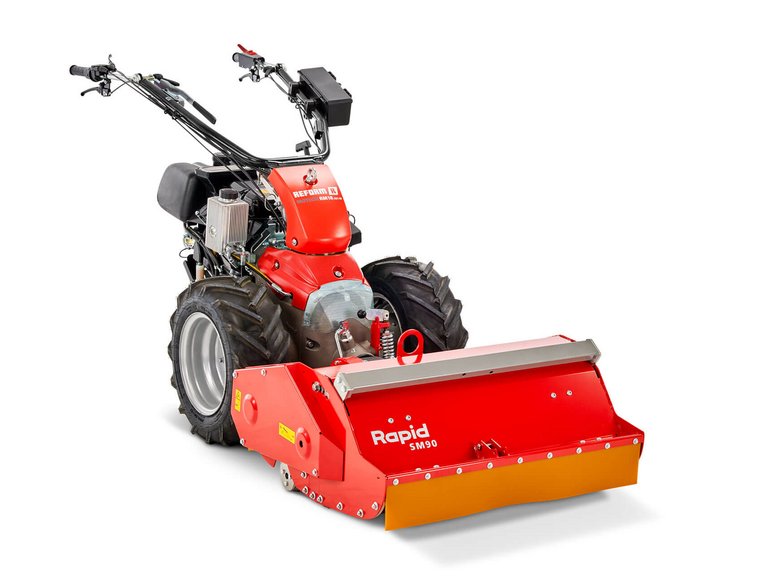 Motech RM18 mit Schlegelmäher